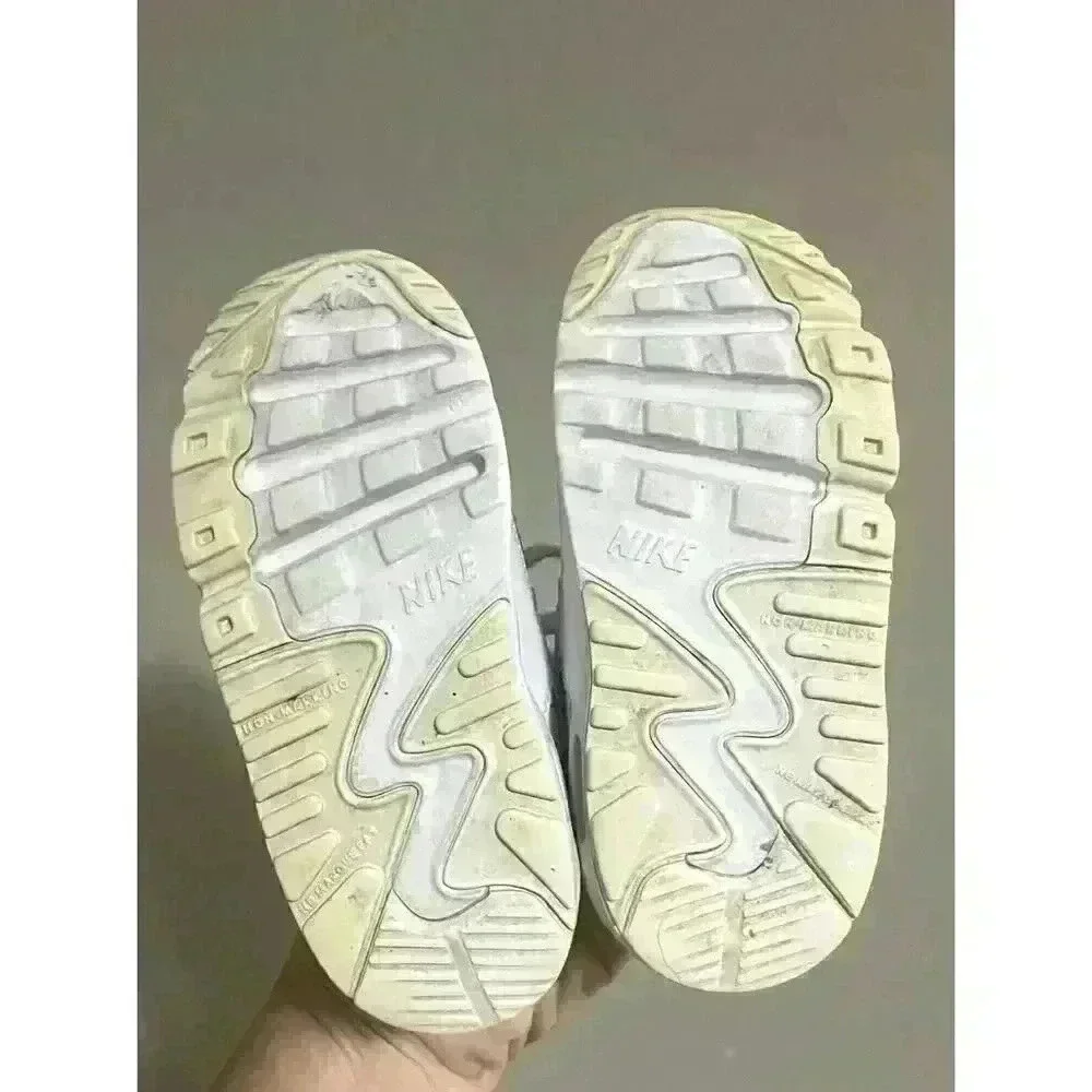 Nike Air Max 90 Leather Triple White 833416-100 Infant Size 7C‎